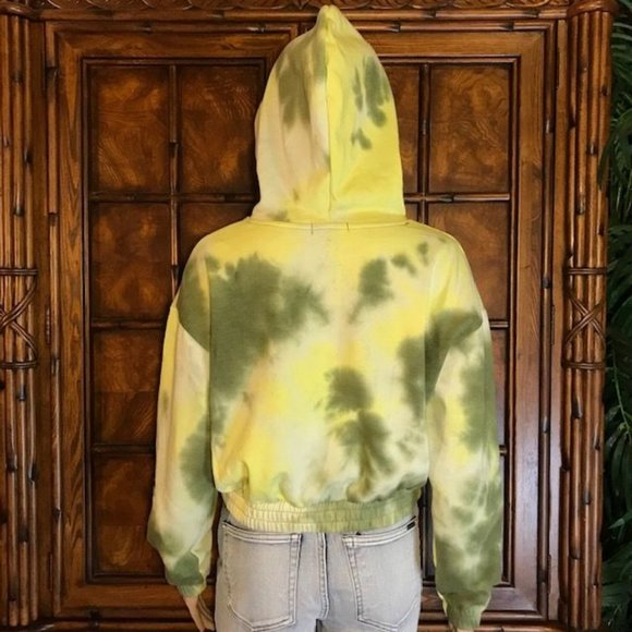 Tuscan Olive Fleece Lined Cotton Blend Cropped Tie Dye Sweatshirt Hoodie - Picture 3 of 14